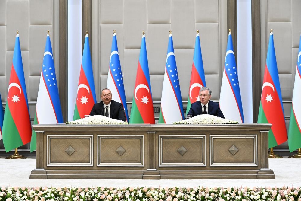 Azerbaijan, Uzbekistan sign documents (PHOTO/VIDEO)