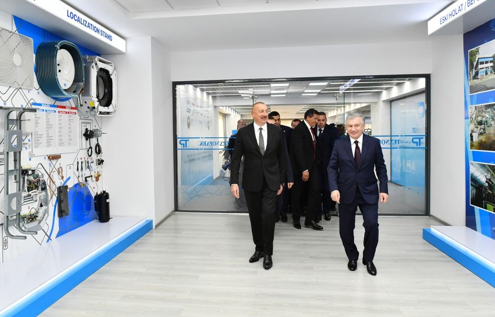 Президент Ильхам Алиев и Президент Шавкат Мирзиёев ознакомились с работой ООО "TEXNOPARK" в Ташкенте (ФОТО/ВИДЕО)