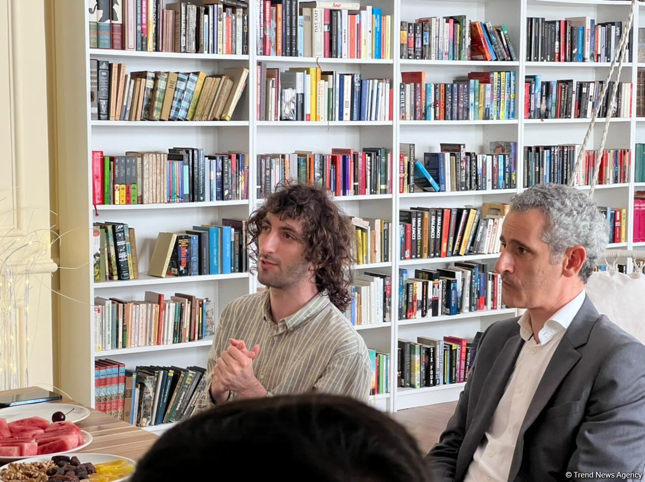 Baku hosts discussions on meetings between Azerbaijani and Armenian young people in Strasbourg (PHOTO)