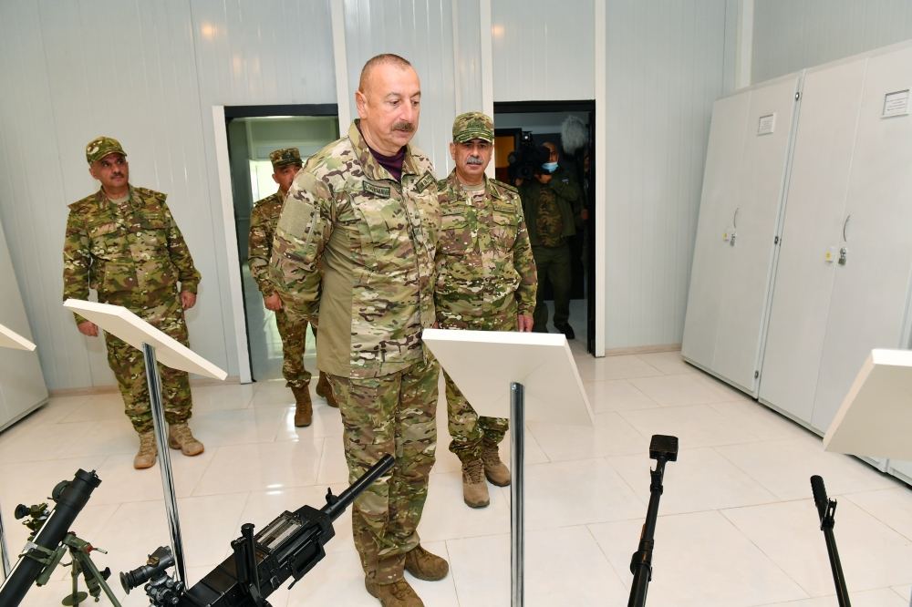 Президент Ильхам Алиев совершил поездку в Гейгельский, Кяльбаджарский и Лачинский районы (ФОТО/ВИДЕО)