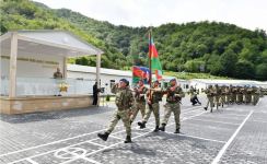 Президент Ильхам Алиев принял участие в открытии воинской части в Кяльбаджарском районе (ФОТО/ВИДЕО)