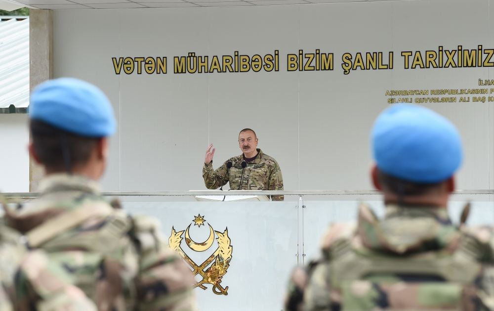 Президент Ильхам Алиев принял участие в открытии воинской части в Кяльбаджарском районе (ФОТО/ВИДЕО)