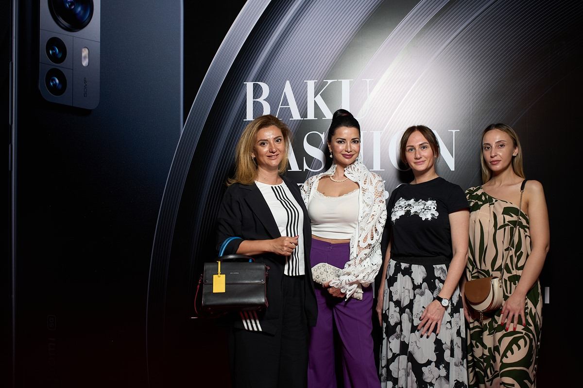 Выше только небо! Показ коллекции AFFFAIR Руфата Исмаила прошел на одной из самых высоких смотровых площадок Баку (ФОТО)