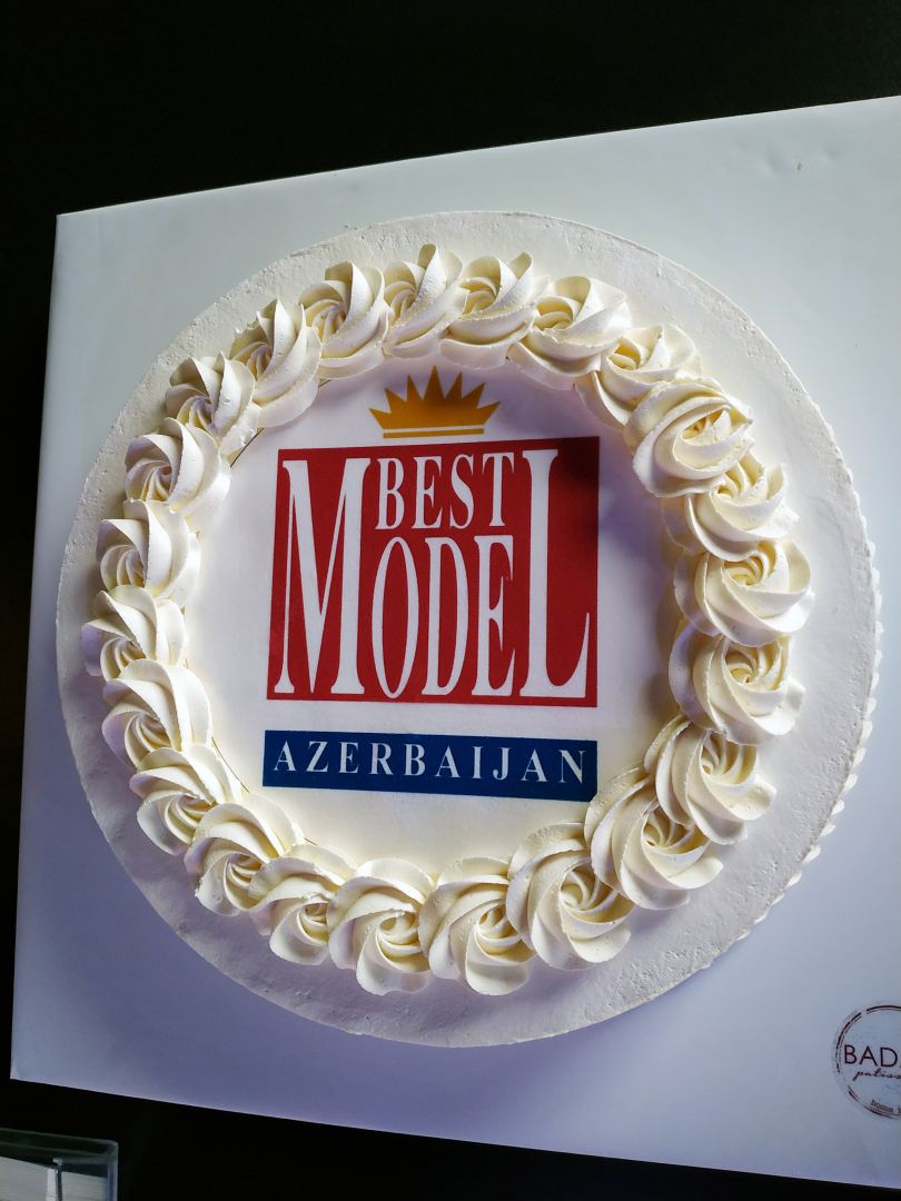 Best Model of Azerbaijan 2022 стартовал праздничным тортом. В Баку ожидается прибытие представителей более 50 стран (ФОТО)