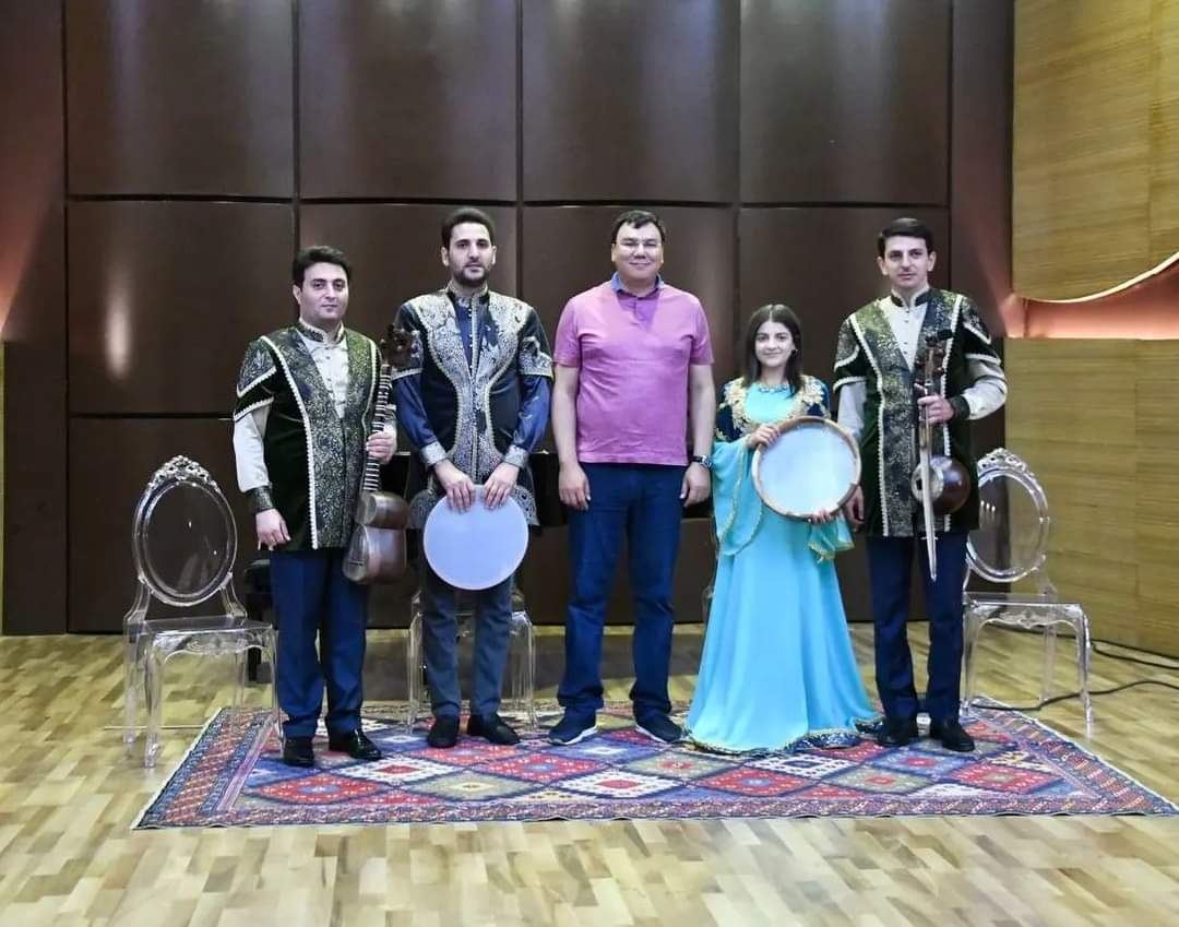 Вице-премьер, министр туризма и культурного наследия Узбекистана посетил Международный центр мугама в Баку (ФОТО)