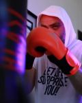 Кого ждал азербайджанский певец среди небоскребов Дубая (ВИДЕО, ФОТО)