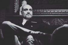 Кого ждал азербайджанский певец среди небоскребов Дубая (ВИДЕО, ФОТО)