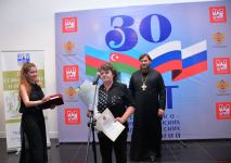 В чем секрет долгих лет семейного счастья, или Музыкальные признания бакинцев в любви (ФОТО)