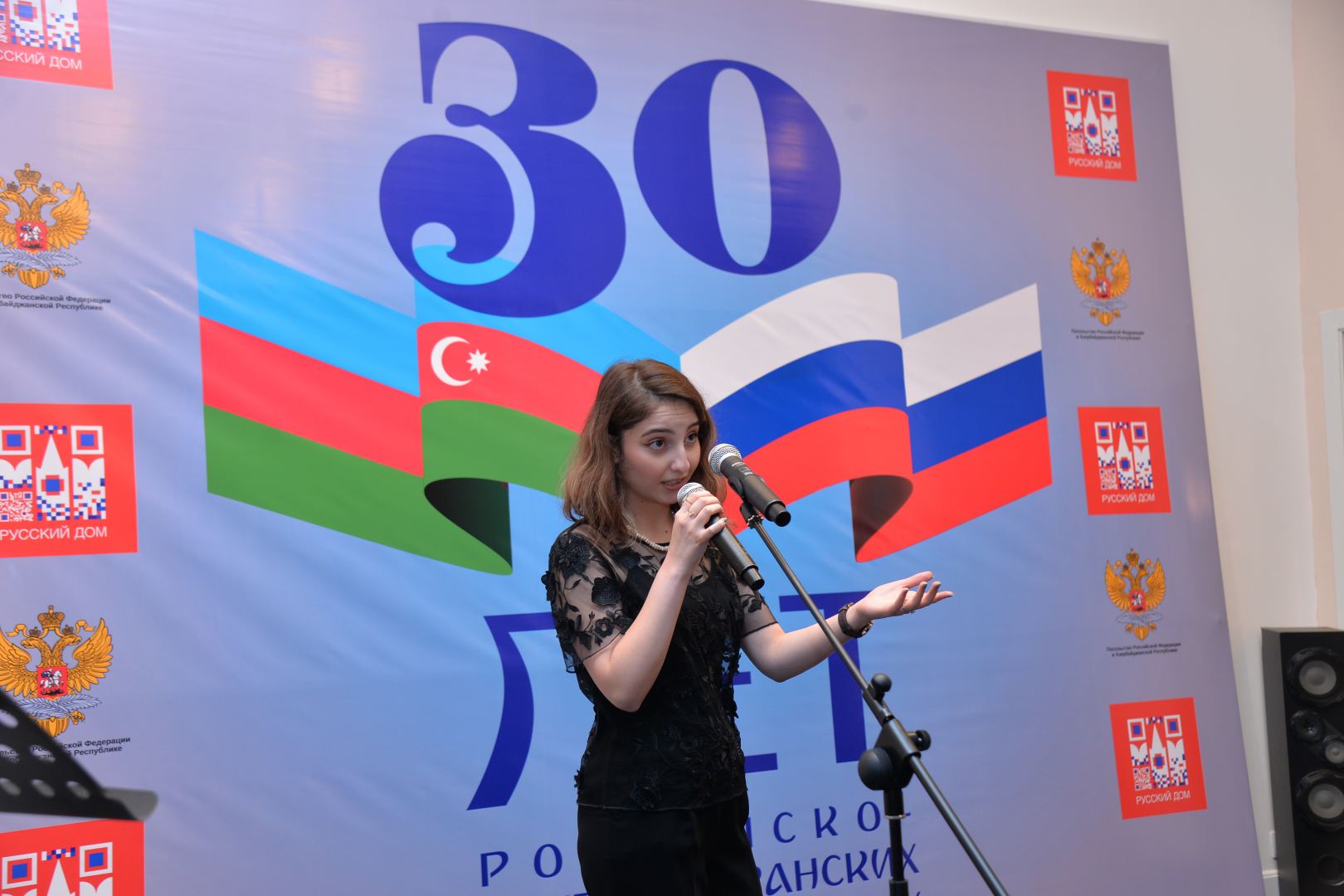 В чем секрет долгих лет семейного счастья, или Музыкальные признания бакинцев в любви (ФОТО)