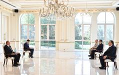 President Ilham Aliyev receives credentials of incoming ambassador of Czech Republic (PHOTO/VIDEO)