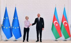 Состоялась встреча Президента Ильхама Алиева с президентом Европейской комиссии в расширенном составе (ФОТО/ВИДЕО)