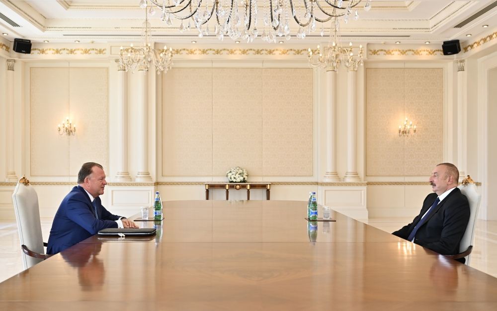 Президент Ильхам Алиев принял президента Международной федерации дзюдо (ВИДЕО)