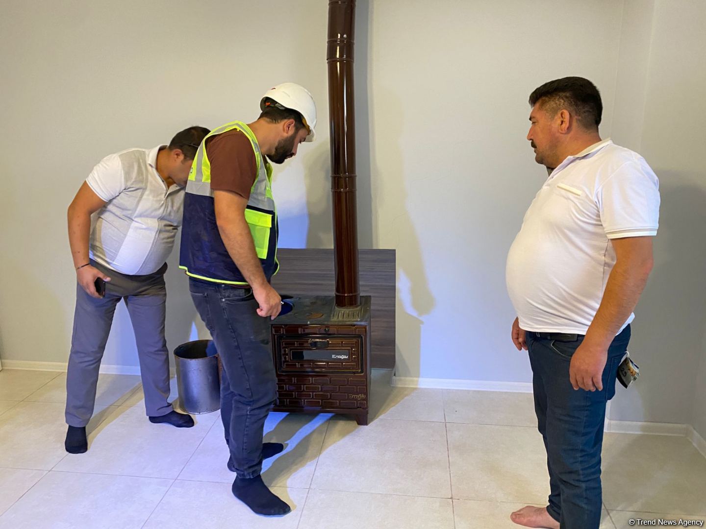 Residents of Azerbaijani Aghali village receive keys to their houses (PHOTO)