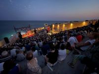 Потрясающий перформанс Исфара Сарабского & Co во Франции - на одной сцене с обладателем 14 премий "Грэмми" (ВИДЕО, ФОТО)