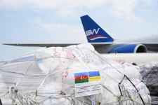 Из Баку и Гянджи отправлена очередная партия гумпомощи в Украину (ФОТО/ВИДЕО)