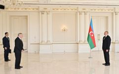 Президент Ильхам Алиев принял верительные грамоты новоназначенного посла Словакии в Азербайджане (ФОТО/ВИДЕО)