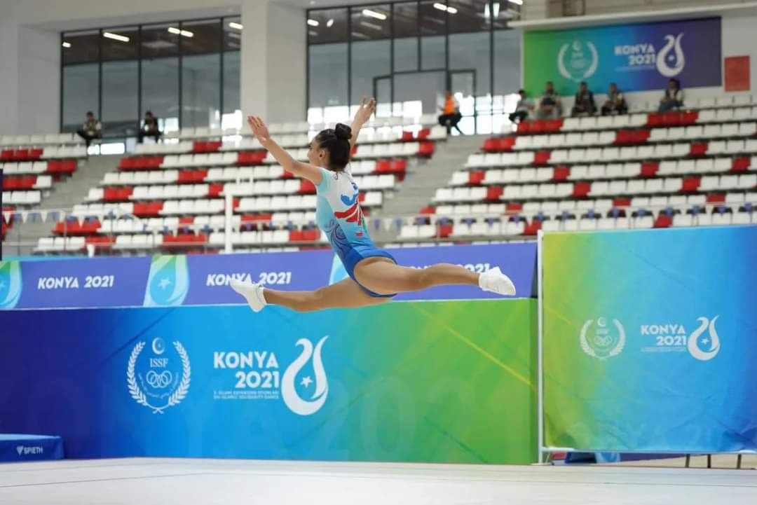 Азербайджанские гимнасты вышли в финал V Игр исламской солидарности (ФОТО)