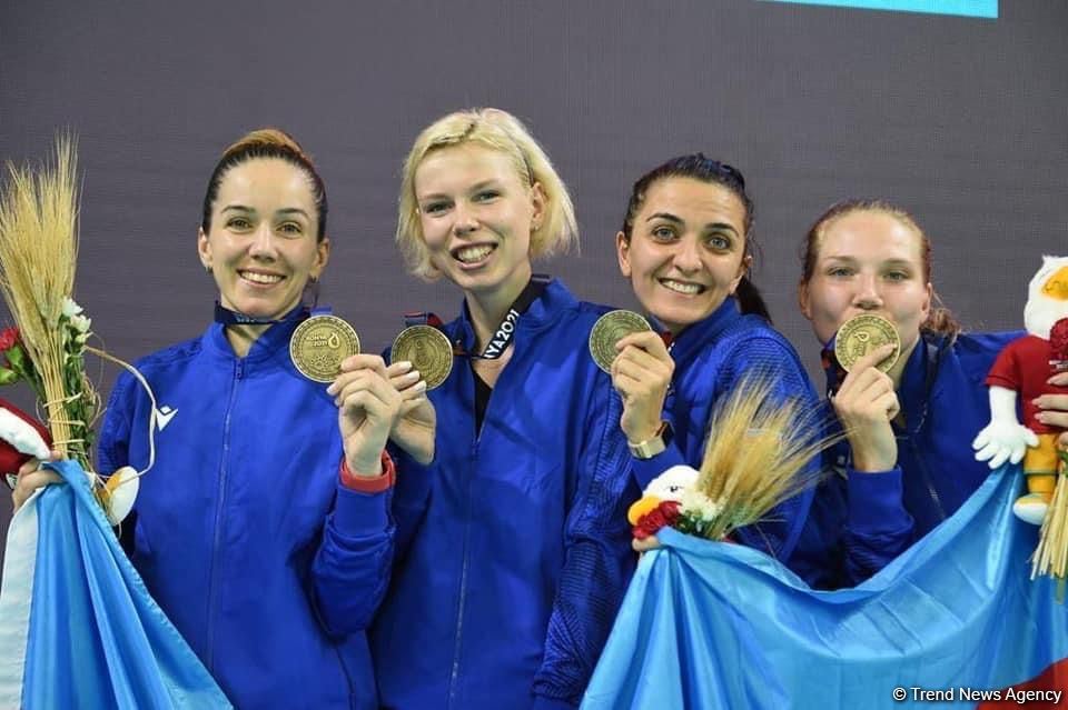 Азербайджанская женская команда по фехтованию на саблях выиграла золотую медаль Исламиады (ФОТО)