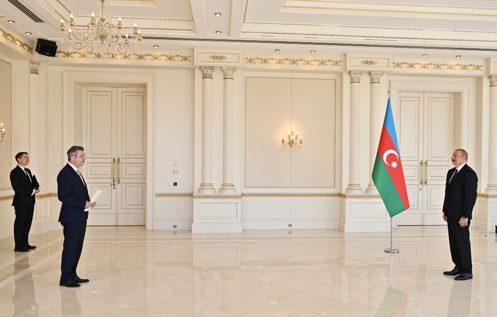 Президент Ильхам Алиев принял верительные грамоты нового посла Германии (ФОТО/ВИДЕО)