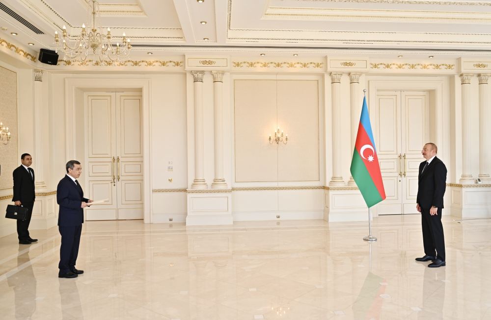 Президент Ильхам Алиев принял верительные грамоты нового посла Туркменистана (ФОТО/ВИДЕО)