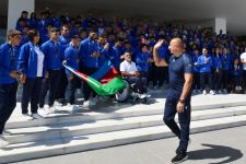 President Ilham Aliyev and First Lady Mehriban Aliyeva met with Azerbaijani athletes who succeeded in 5th Islamic Solidarity Games (PHOTO/VIDEO)