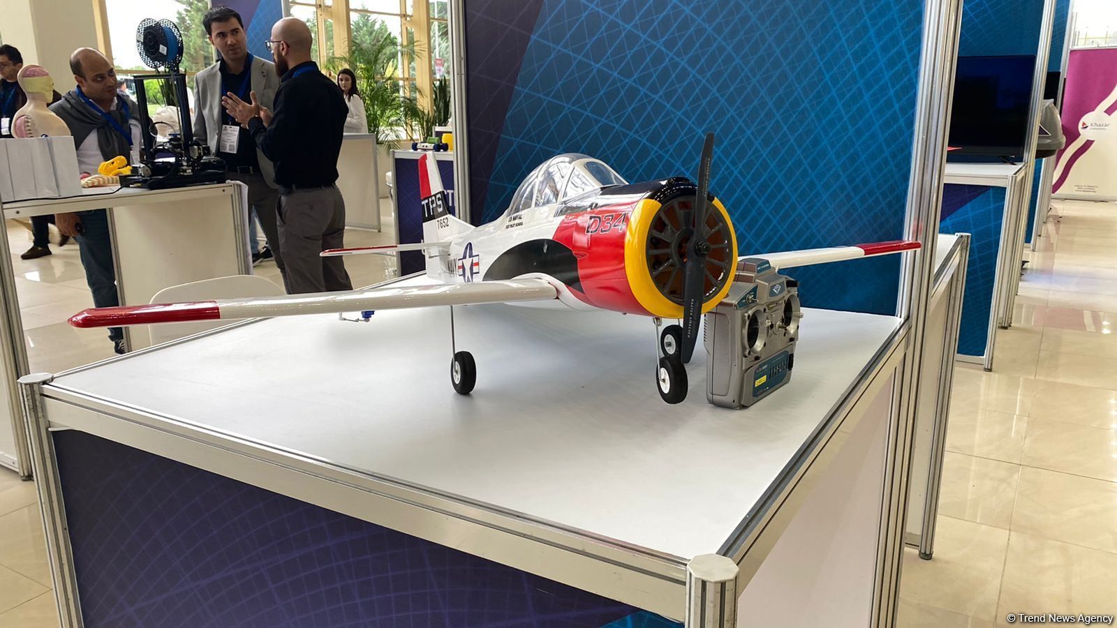 На оборонной выставке ADEX-2022 азербайджанские стартаперы представляют свои проекты (ФОТО)