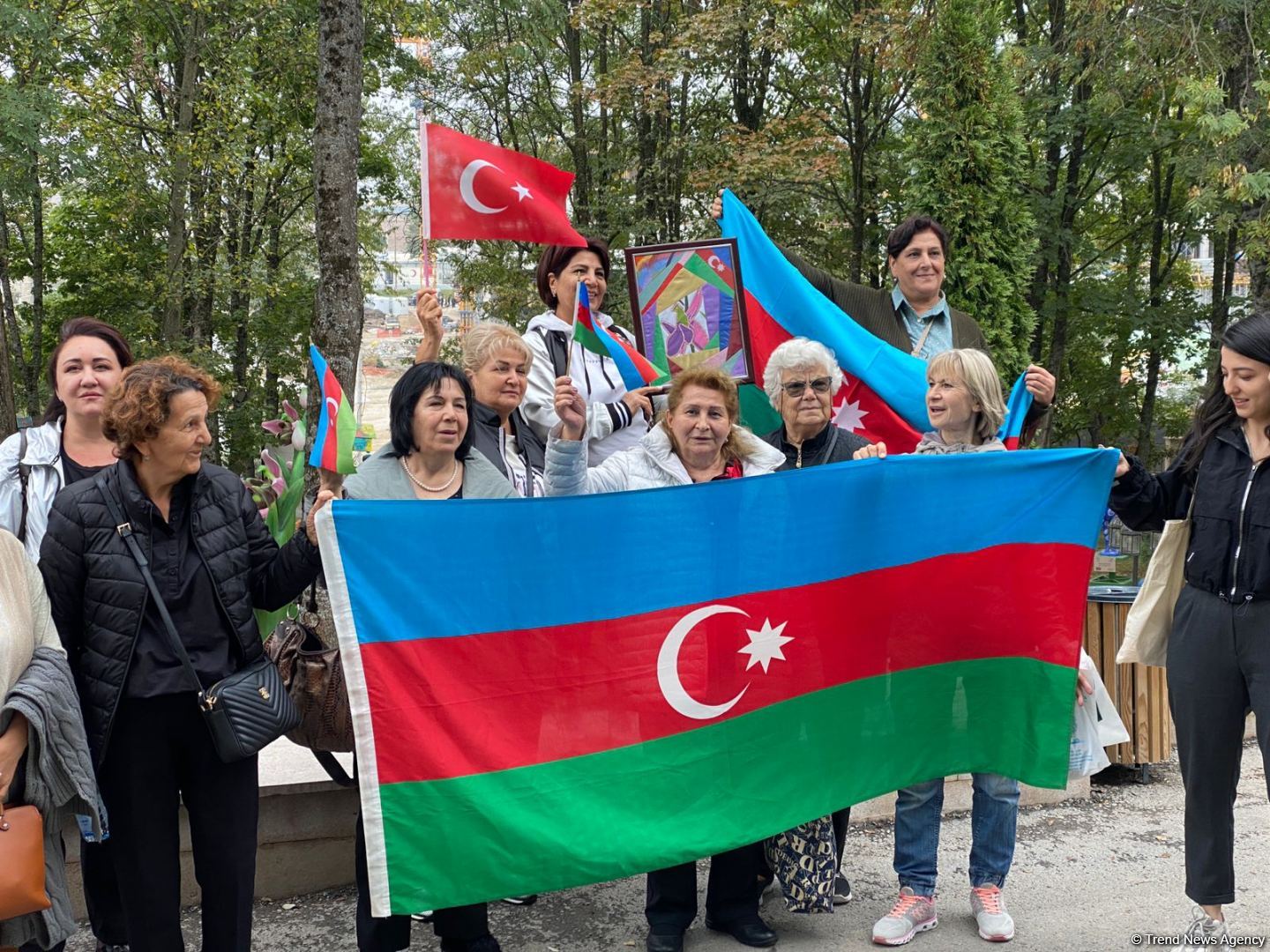 Trips of Azerbaijani NGO representatives to Shusha organized (PHOTO)