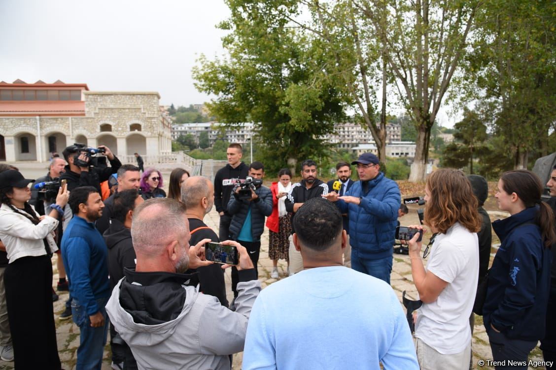 Foreigners witness consequences of Armenian vandalism in Azerbaijan's Shusha (PHOTO)