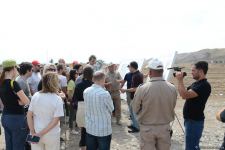 Иностранные путешественники понаблюдали за процессом разминирования в Джабраиле (ФОТО/ВИДЕО)