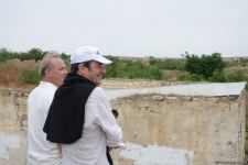 Foreign travelers visit mosque in Azerbaijan's Fuzuli (PHOTO)