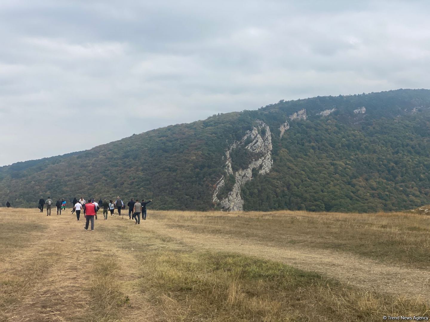Продолжается поездка представителей НПО в Шушу (ФОТО)