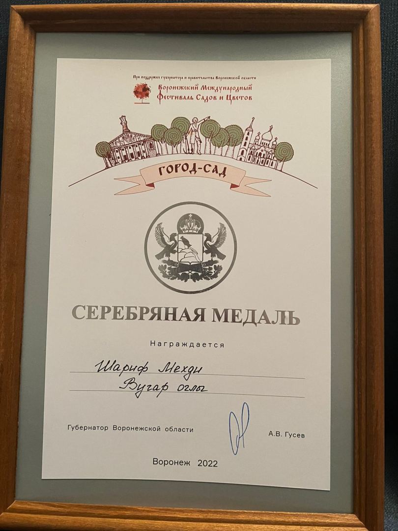 Работы азербайджанского флориста признаны одними из лучших в России (ФОТО)