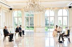 President Ilham Aliyev receives credentials of incoming ambassador of Kuwait (PHOTO/VIDEO)