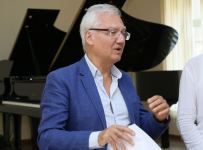 О Баку, мугаме и азербайджанских композиторах – интервью с известным французским пианистом Оливье Гардоном (ФОТО)