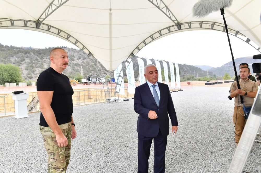 Президент Ильхам Алиев принял участие в церемонии закладки фундамента узловой подстанции "Лачин" (ФОТО/ВИДЕО)