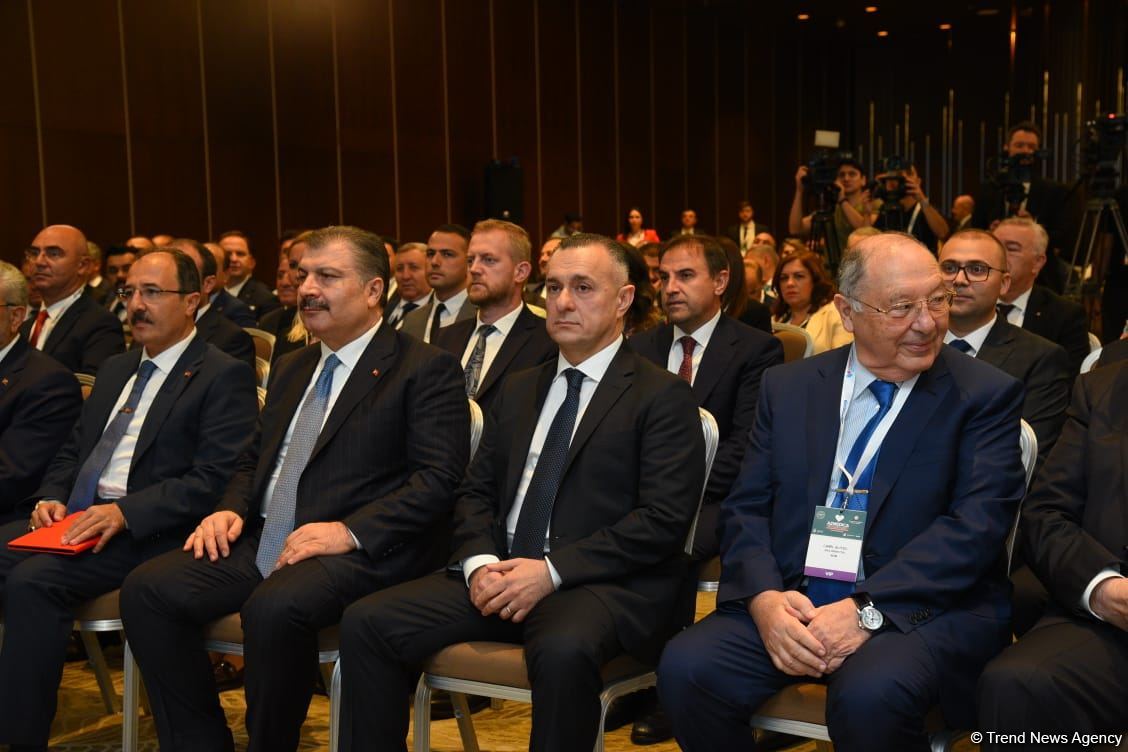 В Азербайджанском медуниверситете обучается более 700 студентов из Турции - министр (ФОТО)