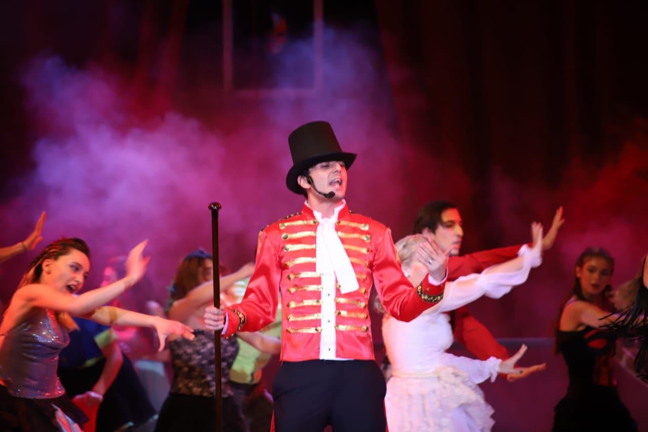 В Баку состоялась мировая премьера мюзикла The Greatest Showman  (ФОТО)