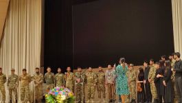 В Баку представлен спектакль "Добрая весть" о героях Карабахской войны (ФОТО)