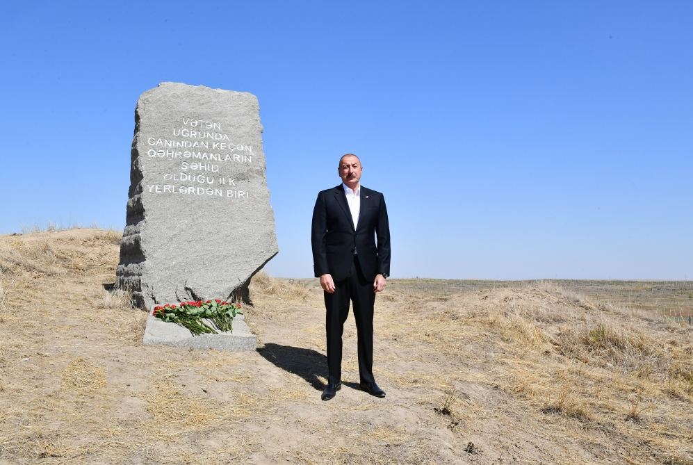 Президент Ильхам Алиев и Первая леди Мехрибан Алиева совершили поездку в Физулинский район (ФОТО/ВИДЕО)