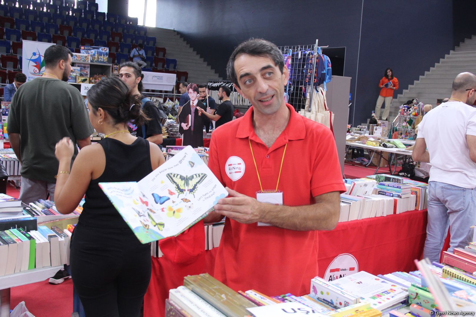В Баку открылась  IV Национальная книжная выставка-продажа (ФОТО)