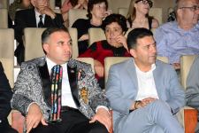 Красота азербайджанской музыки – в Баку прошел творческий вечер народного артиста Фикрета Вердиева (ФОТО)