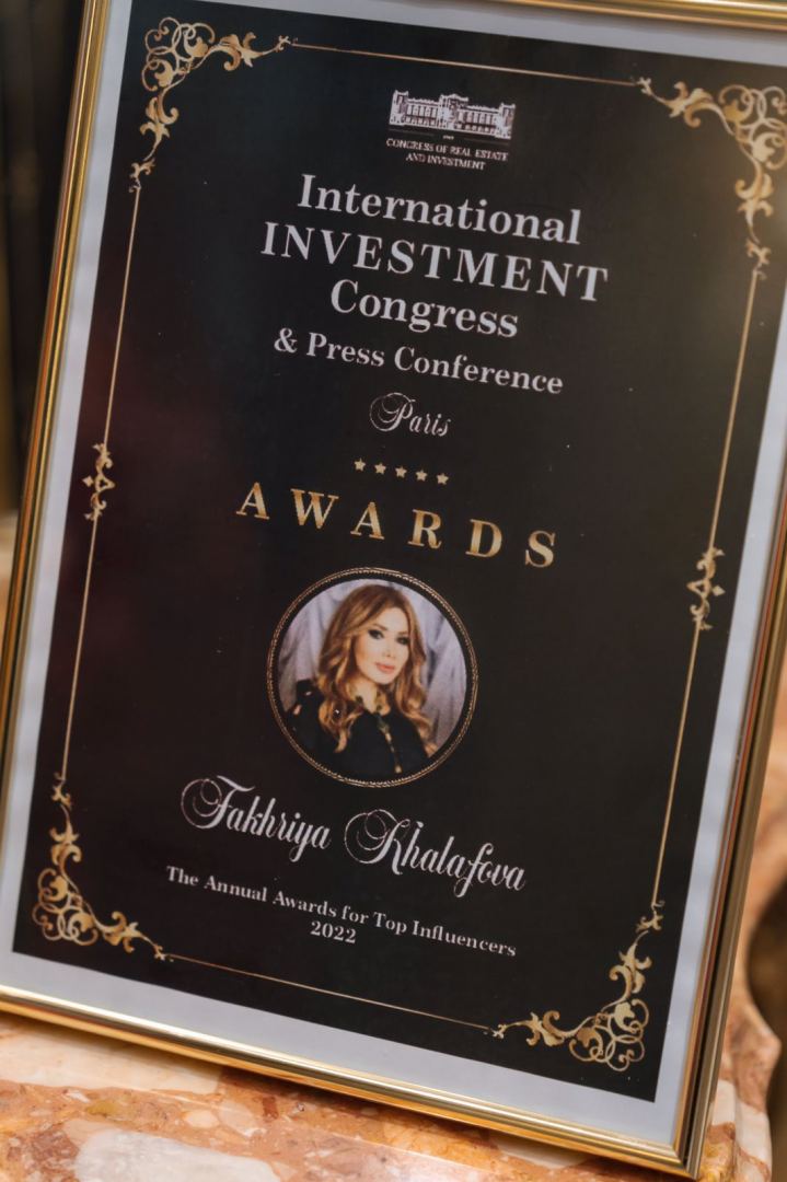 Фахрия Халафова удостоена в Париже международной премии The Annual Awards for Top İnfluencers 2022 (ФОТО)