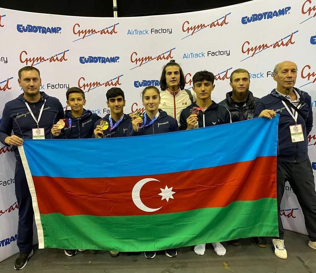 Азербайджанские гимнасты завоевали четыре медали на чемпионате в Великобритании