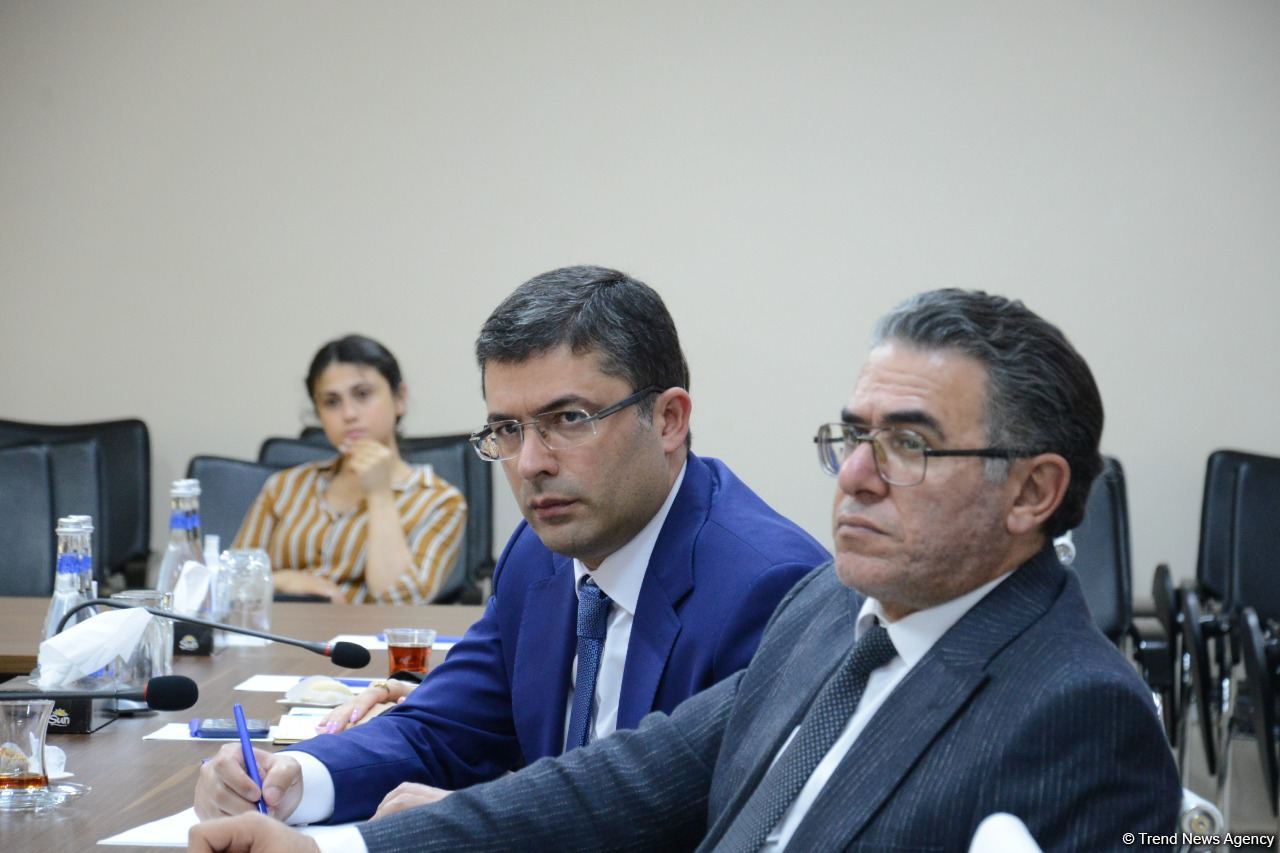 Состоялась встреча между руководством Агентства развития медиа Азербайджана и DHA (ФОТО)