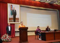 Azeri Central East platform insured by international insurance company - project manager (PHOTO)