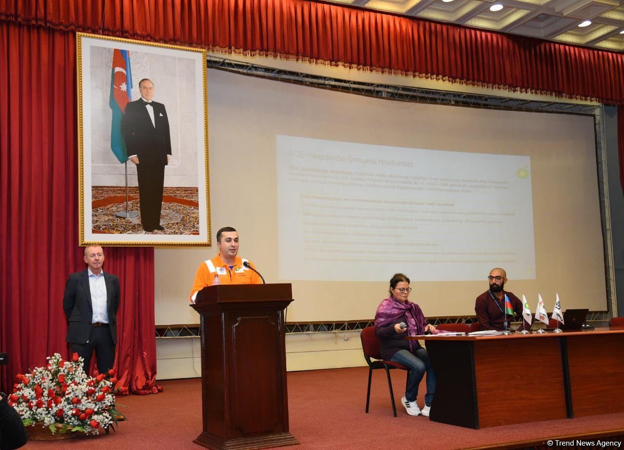 Azeri Central East platform insured by international insurance company - project manager (PHOTO)