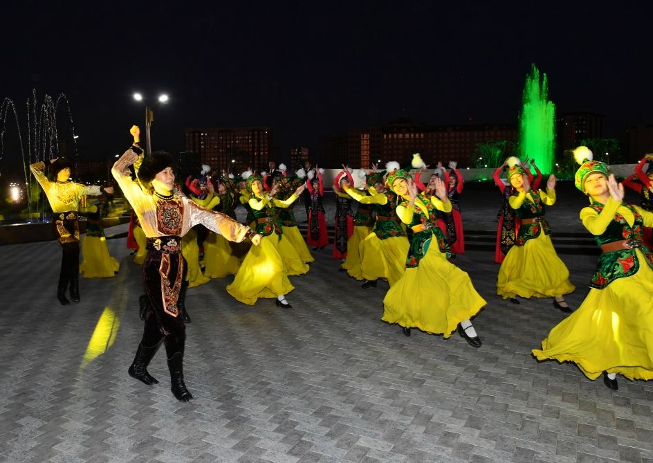 President Ilham Aliyev, Kyrgyz President Sadyr Japarov attend inauguration of Kyrgyzstan-Azerbaijan Friendship Park in Bishkek (PHOTO/VIDEO)