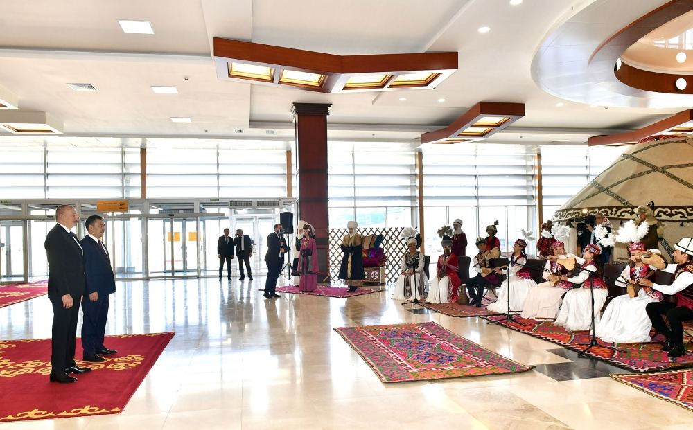 President Ilham Aliyev arrives in Kyrgyzstan for state visit (PHOTO/VIDEO)