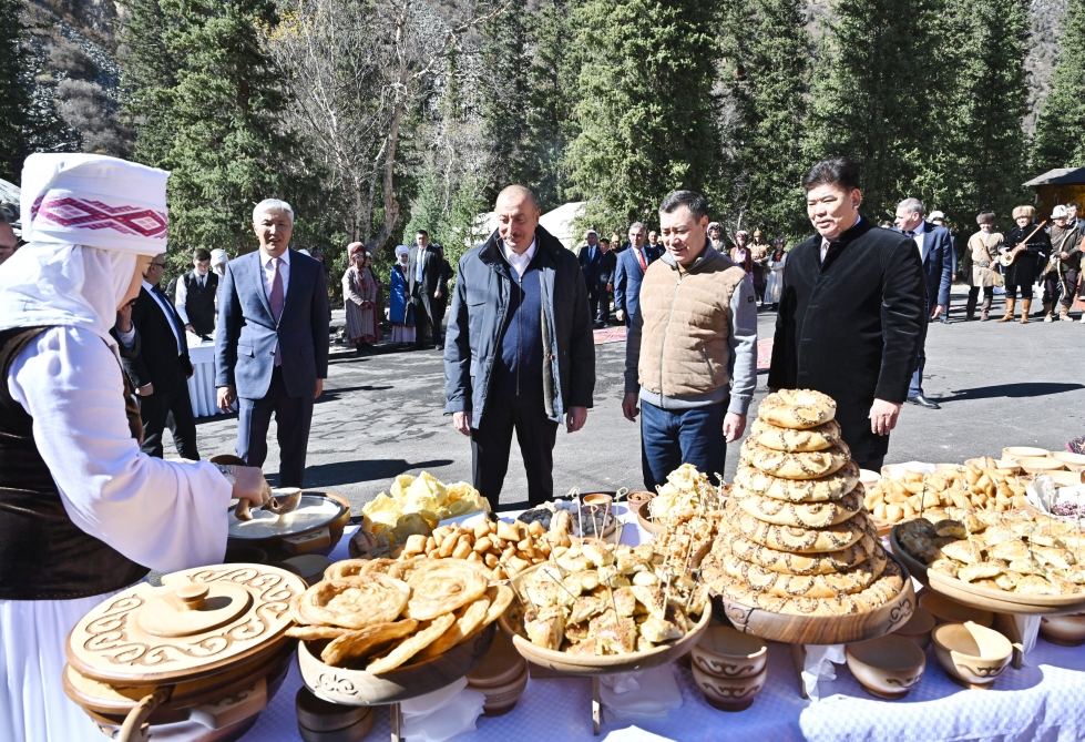Президент Ильхам Алиев принял участие в культурной программе в Государственном природном парке «Ала-Арча» в Бишкеке (ФОТО/ВИДЕО)