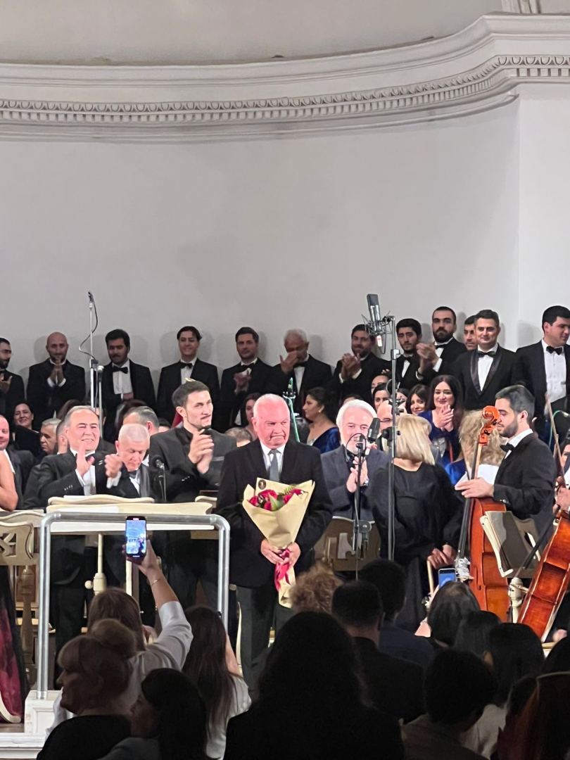 Овации и восторг! В Баку состоялась премьера оратории "Müşfiq ağıları" (ФОТО/ВИДЕО)